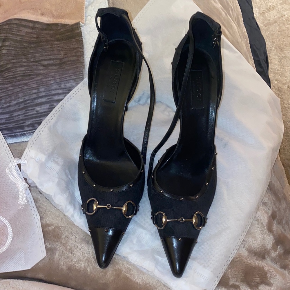 Gucci heels black